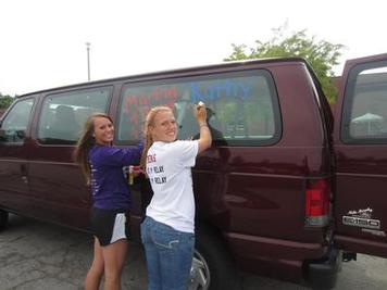 State Track Decorating the Vans - Photo Number 1