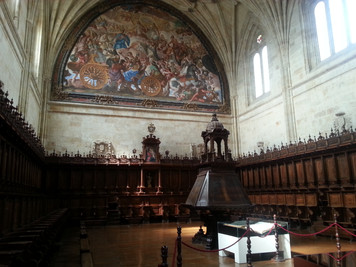 Chorus Seating (in a cathedral)