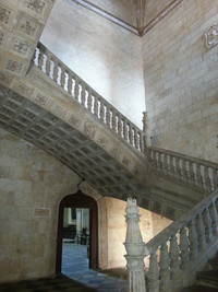 Flying staircase (cathedral architechure)